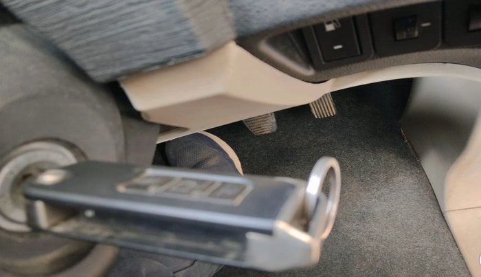 2017 Mahindra XUV500 W6, Diesel, Manual, 75,531 km, interior