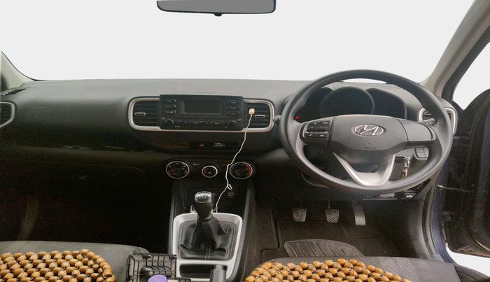 2020 Hyundai VENUE S 1.2, Petrol, Manual, 40,397 km, interior