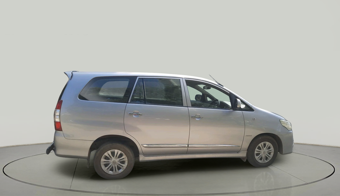 2016 Toyota Innova 2.5 GX 7 STR, Diesel, Manual, 1,87,326 km, exterior