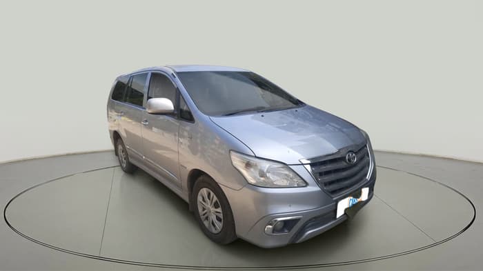2016 Toyota Innova 2.5 GX 7 STR, Diesel, Manual, 1,87,326 km, exterior