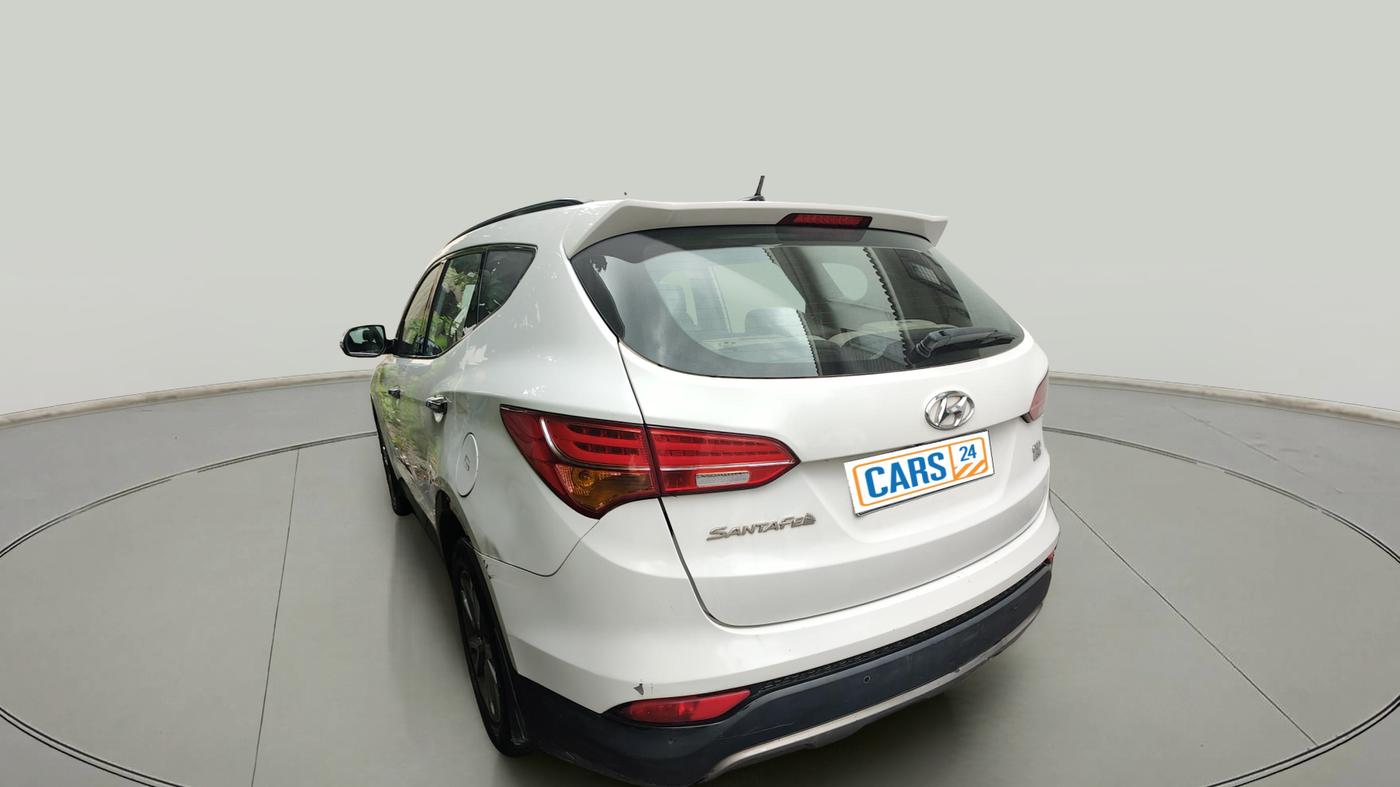 2015 Hyundai Santa Fe 4 WD AT, Diesel, Automatic, 2,28,000 km, exterior