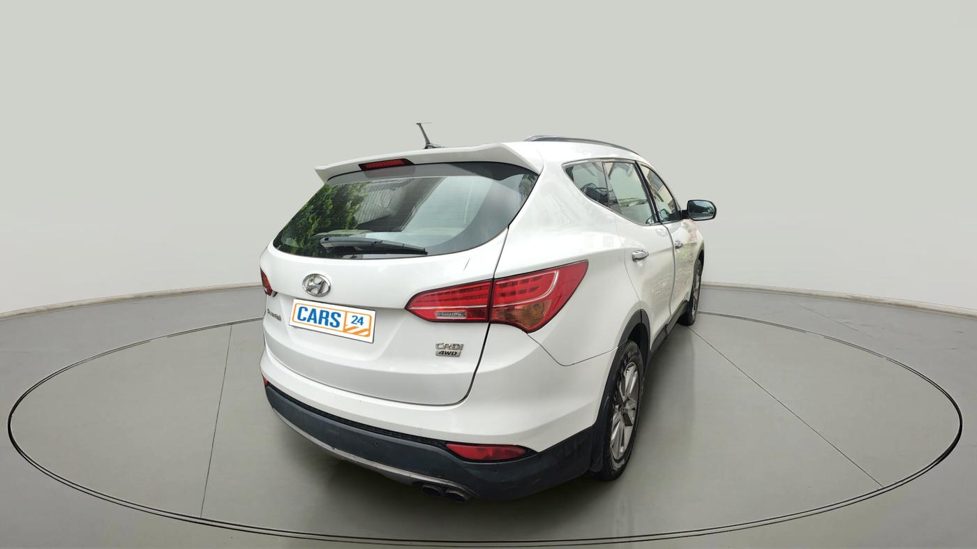 2015 Hyundai Santa Fe 4 WD AT, Diesel, Automatic, 2,28,000 km, exterior