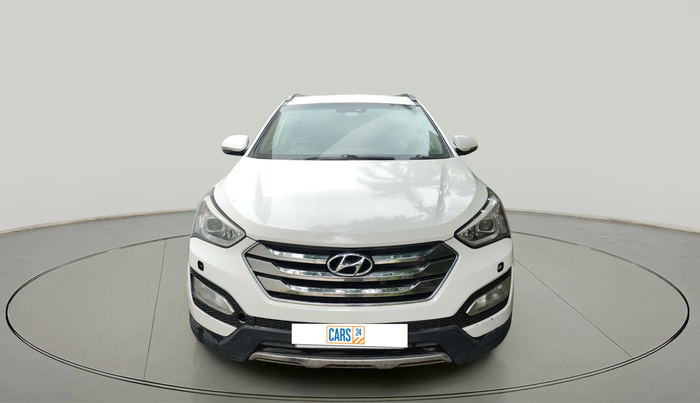 2015 Hyundai Santa Fe 4 WD AT, Diesel, Automatic, 2,26,799 km, exterior
