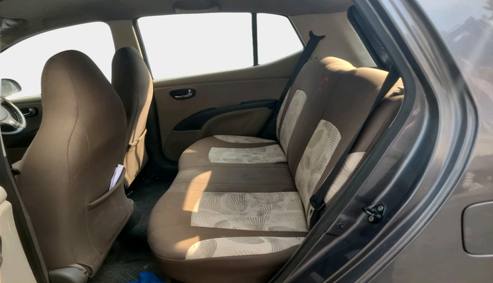 2015 Hyundai i10 SPORTZ 1.1, Petrol, Manual, 74,966 km, interior