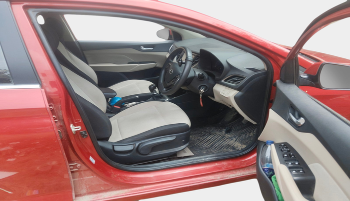 2018 Hyundai Verna 1.6 VTVT SX, Petrol, Manual, 42,701 km, interior