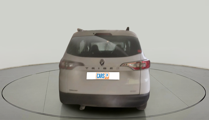 2020 Renault TRIBER RXL MT, Petrol, Manual, 27,128 km, exterior