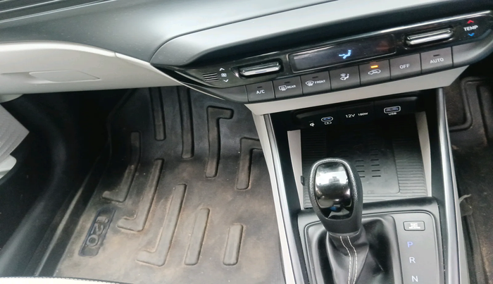 2024 Hyundai NEW I20 Sportz (O) 1.2 IVT, Petrol, Automatic, 10,825 km, interior