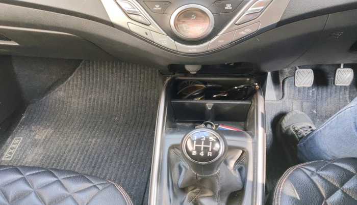 2021 Maruti Baleno ZETA PETROL 1.2, Petrol, Manual, 16,170 km, interior