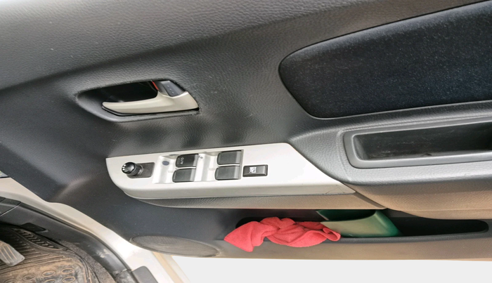 2011 Maruti Wagon R 1.0 VXI, Petrol, Manual, 63,793 km, interior