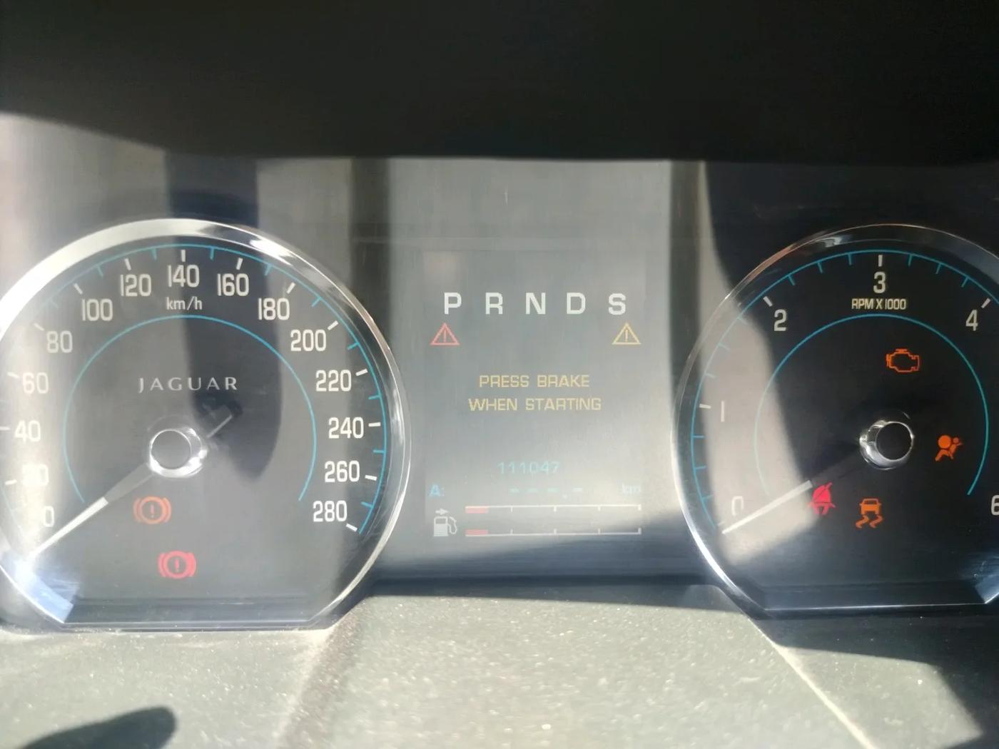 2012 Jaguar XF 3.0 DIESEL, Diesel, Automatic, 1,11,150 km, interior
