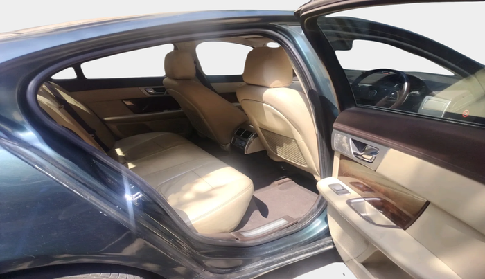 2012 Jaguar XF 3.0 DIESEL, Diesel, Automatic, 1,11,047 km, interior