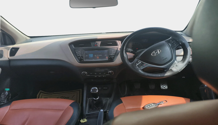 2016 Hyundai Elite i20 MAGNA 1.4 CRDI, Diesel, Manual, 1,46,498 km, interior