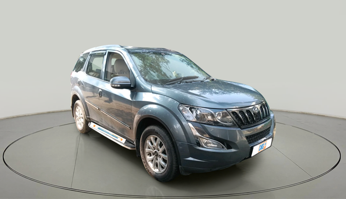 2016 Mahindra XUV500 W10, Diesel, Manual, 75,187 km, exterior