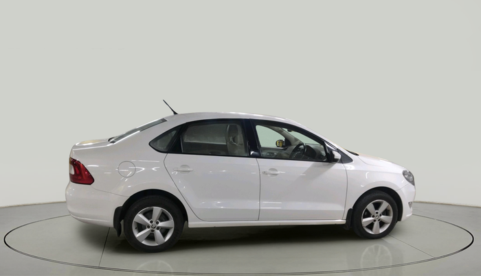 2016 Skoda Rapid 1.6 MPI STYLE PLUS AT, Petrol, Automatic, 77,466 km, exterior