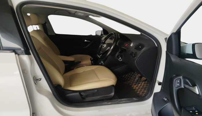 2018 Volkswagen Vento COMFORTLINE 1.6, Petrol, Manual, 44,480 km, interior