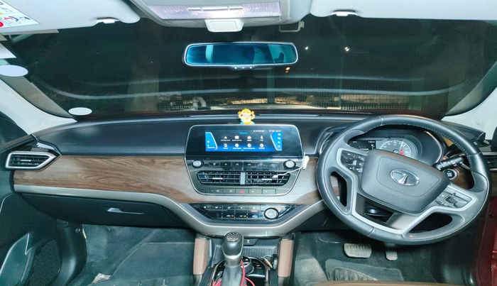 2020 Tata Harrier XZA PLUS 2.0L, Diesel, Automatic, 35,101 km, interior