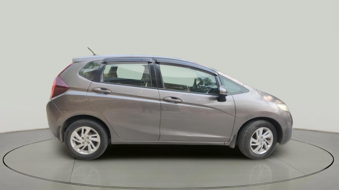 2016 Honda Jazz 1.5L I-DTEC V, Diesel, Manual, 1,06,799 km, exterior