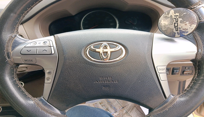 2015 Toyota Innova 2.5 VX 7 STR, Diesel, Manual, 1,09,399 km, interior