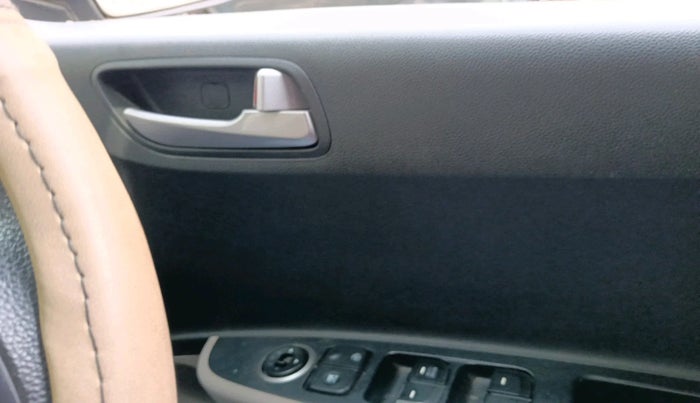 2018 Hyundai Grand i10 SPORTZ 1.2 KAPPA VTVT, Petrol, Manual, 20,956 km, interior