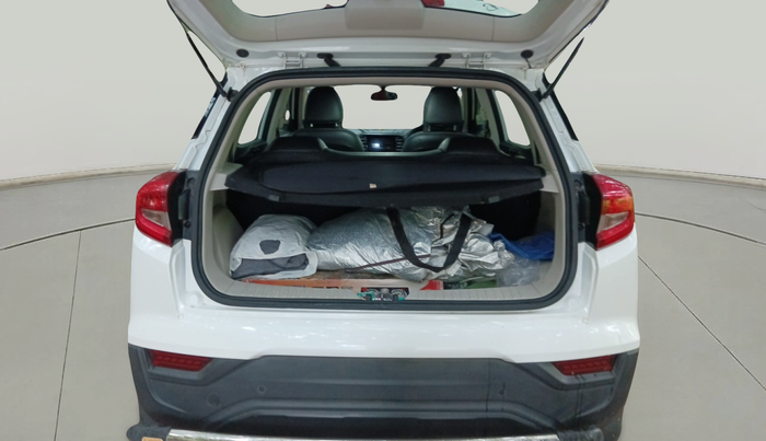 2023 Mahindra XUV300 W4 1.2 PETROL, Petrol, Manual, 11,903 km, exterior
