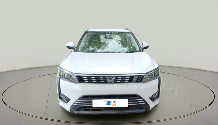 2023 Mahindra XUV300 W4 1.2 PETROL, Petrol, Manual, 11,903 km, exterior