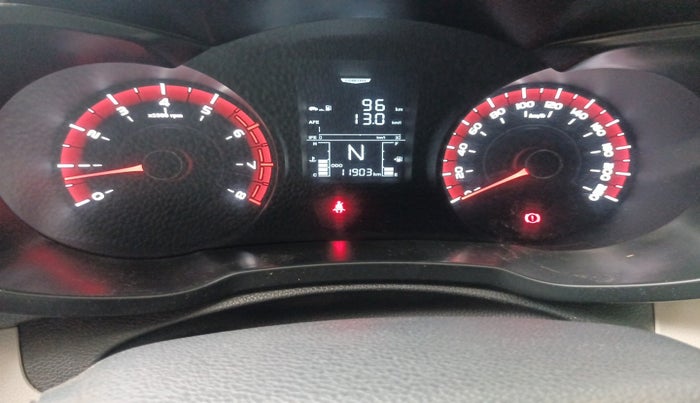 2023 Mahindra XUV300 W4 1.2 PETROL, Petrol, Manual, 11,903 km, interior