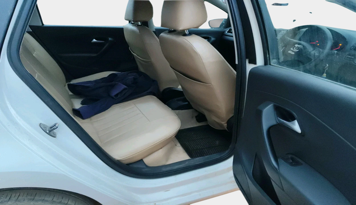 2019 Volkswagen Ameo COMFORTLINE 1.0L, Petrol, Manual, 89,559 km, interior