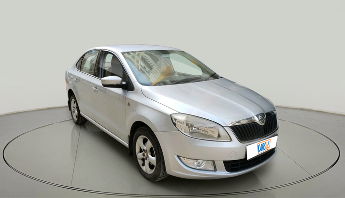 2013 Skoda Rapid AMBITION 1.6 TDI CR MT PLUS, Diesel, Manual, 87,138 km, exterior