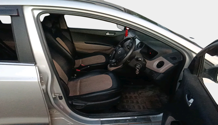 2018 Hyundai Grand i10 SPORTZ 1.2 KAPPA VTVT, Petrol, Manual, 48,813 km, interior