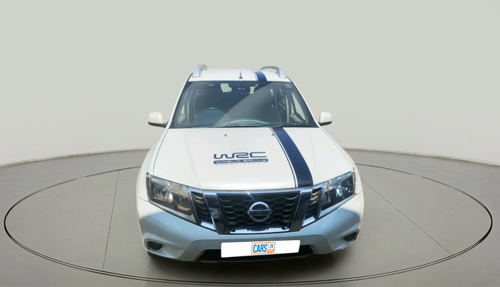 2014 Nissan Terrano XV D THP PREMIUM 110 PS, Diesel, Manual, 1,17,390 km, exterior