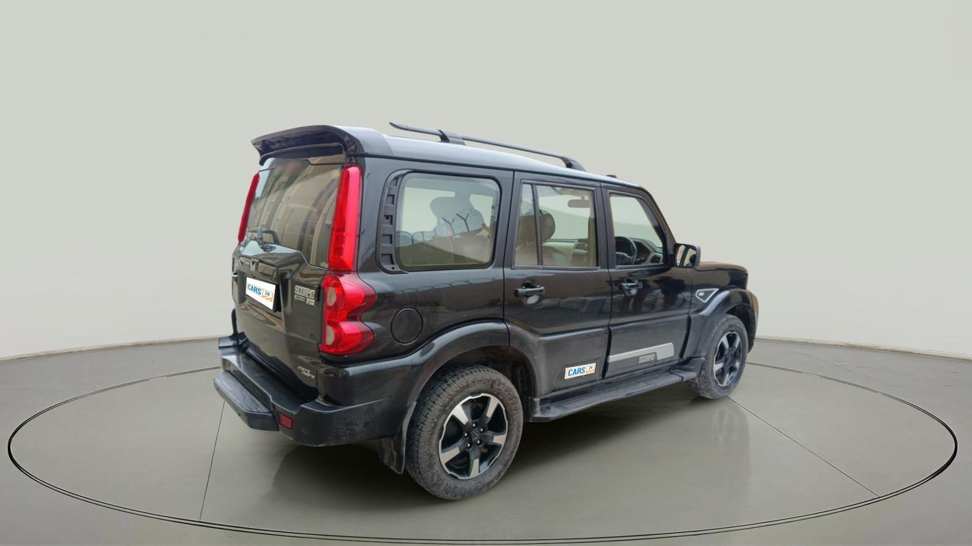 2022 Mahindra SCORPIO CLASSIC S11 7STR, Diesel, Manual, 1,07,341 km, exterior