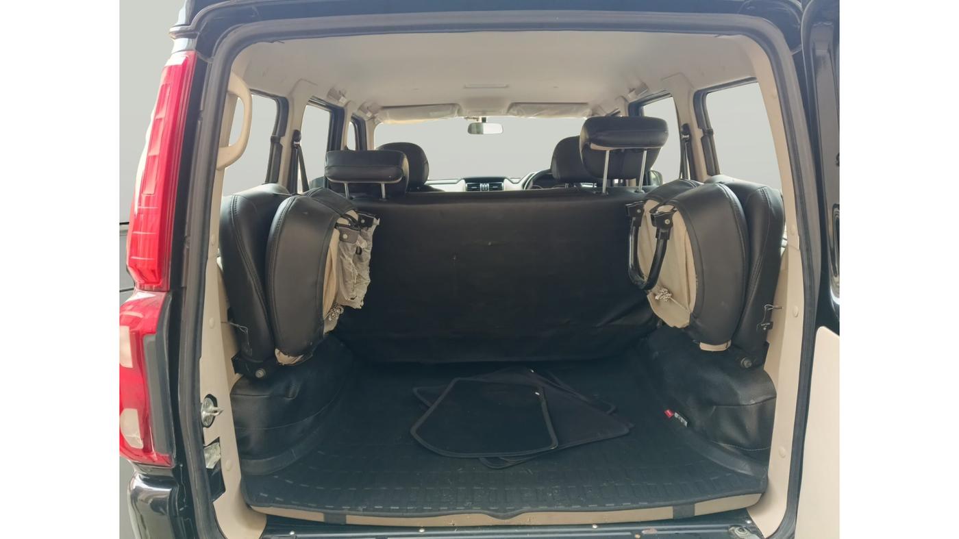 2022 Mahindra SCORPIO CLASSIC S11 7STR, Diesel, Manual, 1,07,341 km, exterior