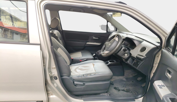 2011 Maruti Wagon R 1.0 LXI, Petrol, Manual, 1,10,678 km, interior