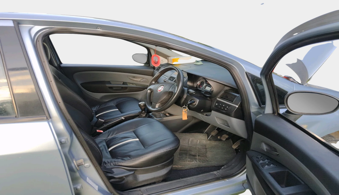 2011 Fiat Grand Punto EMOTION 1.2, Petrol, Manual, 57,799 km, interior