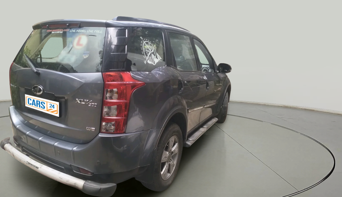 2015 Mahindra XUV500 W6, Diesel, Manual, 1,08,766 km, exterior