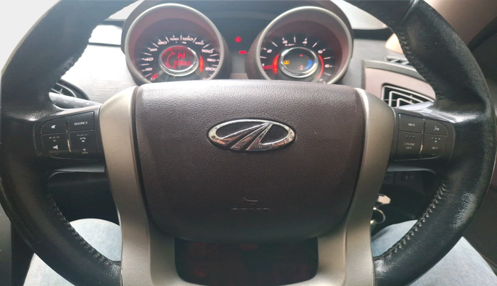 2013 Mahindra XUV500 W8, Diesel, Manual, 93,893 km, interior
