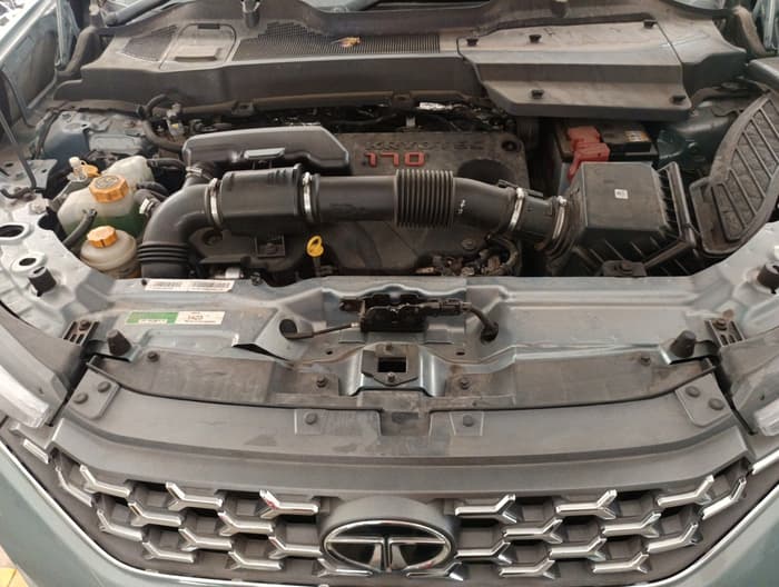 2023 Tata Safari XTA PLUS, Diesel, Automatic, 25,000 km, exterior