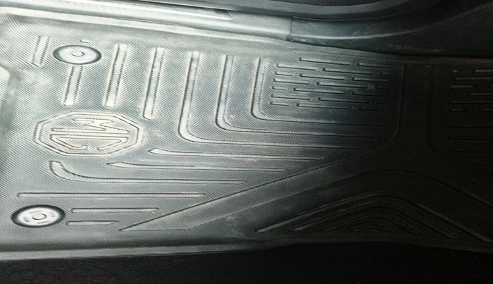 2021 MG HECTOR PLUS SHARP 1.5 PETROL TURBO HYBRID MT 6-STR, Petrol, Manual, 63,526 km, interior