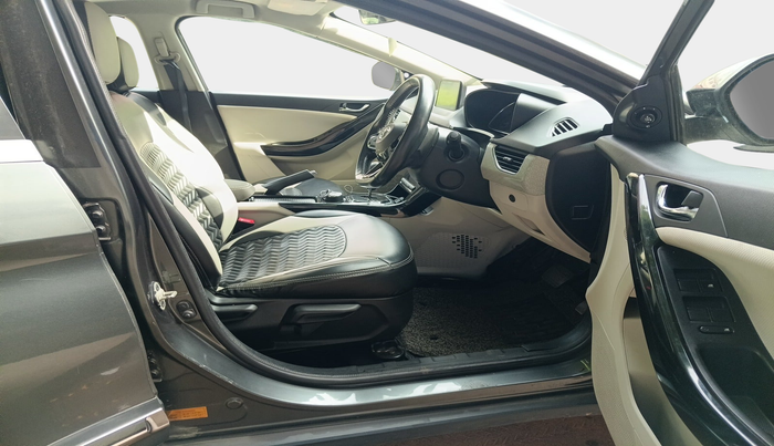 2021 Tata NEXON XZA PLUS (O) PETROL, Petrol, Automatic, 18,406 km, interior