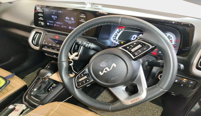 2024 KIA SONET 	 HTX 1.0 TURBO DCT, Petrol, Automatic, 16,105 km, interior