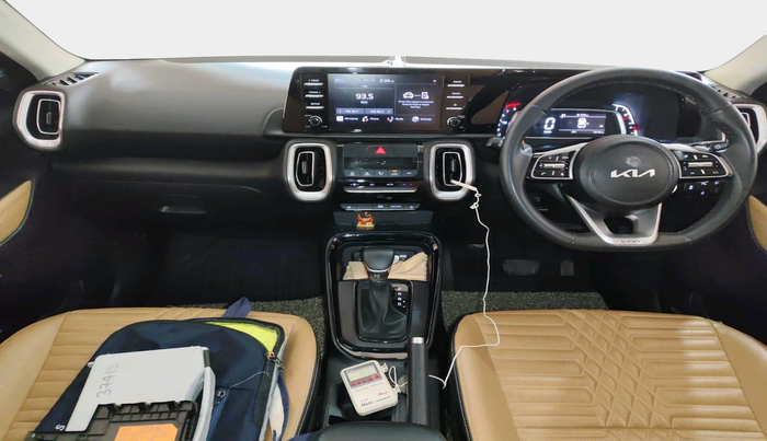 2024 KIA SONET 	 HTX 1.0 TURBO DCT, Petrol, Automatic, 16,105 km, interior