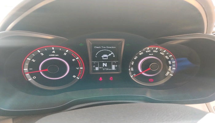 2023 Mahindra XUV300 W8 (O) 1.2 PETROL AMT, Petrol, Automatic, 9,736 km, interior