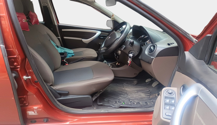 2019 Renault Duster 85 PS RXS MT DIESEL, Diesel, Manual, 42,395 km, interior