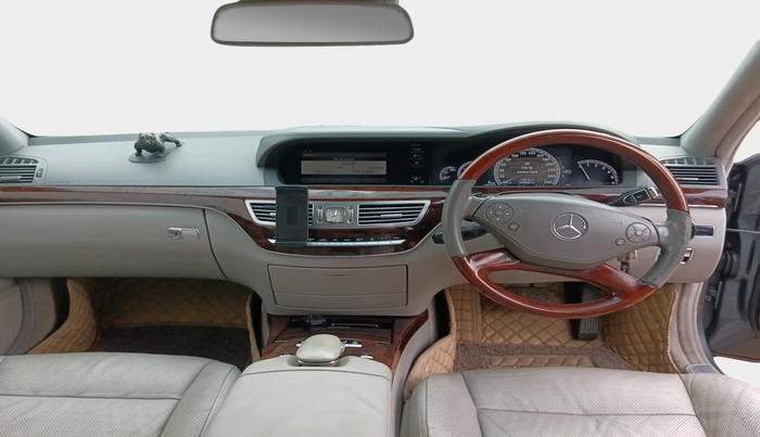 2010 Mercedes Benz S Class 350 CDI LONG BLUE EFFICIENCY, Diesel, Automatic, 1,07,023 km, interior
