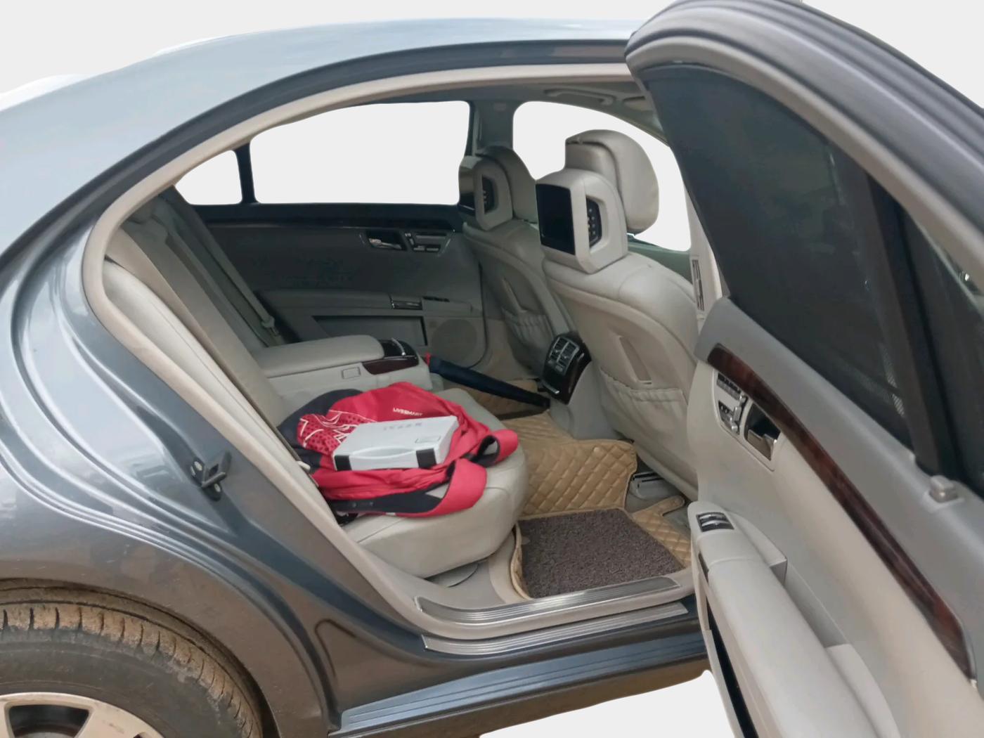 2010 Mercedes Benz S Class 350 CDI LONG BLUE EFFICIENCY, Diesel, Automatic, 1,07,023 km, interior