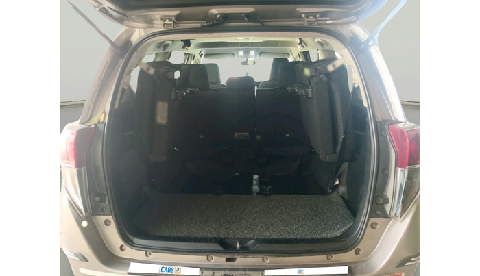 2018 Toyota Innova Crysta 2.4 GX 8 STR, Diesel, Manual, 2,16,821 km, exterior