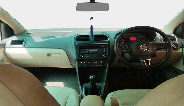 2012 Volkswagen Vento HIGHLINE DIESEL 1.6, Diesel, Manual, 1,13,442 km, interior