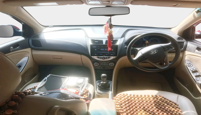2016 Hyundai Verna 1.6 VTVT SX, Petrol, Manual, 1,01,456 km, interior