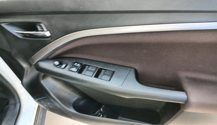 2024 Maruti BREZZA ZXI + SMART HYBRID, Petrol, Manual, 23,278 km, interior