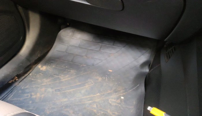 2020 Hyundai VENUE SX 1.0 TURBO, Petrol, Manual, 63,015 km, interior